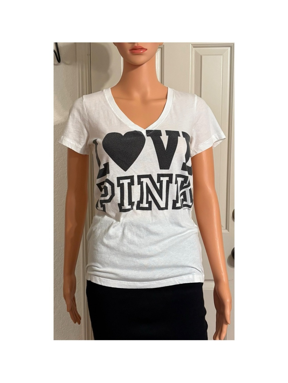 PINK Victoria's Secret White V-Neck 'LOVE PINK' Graphic Tee